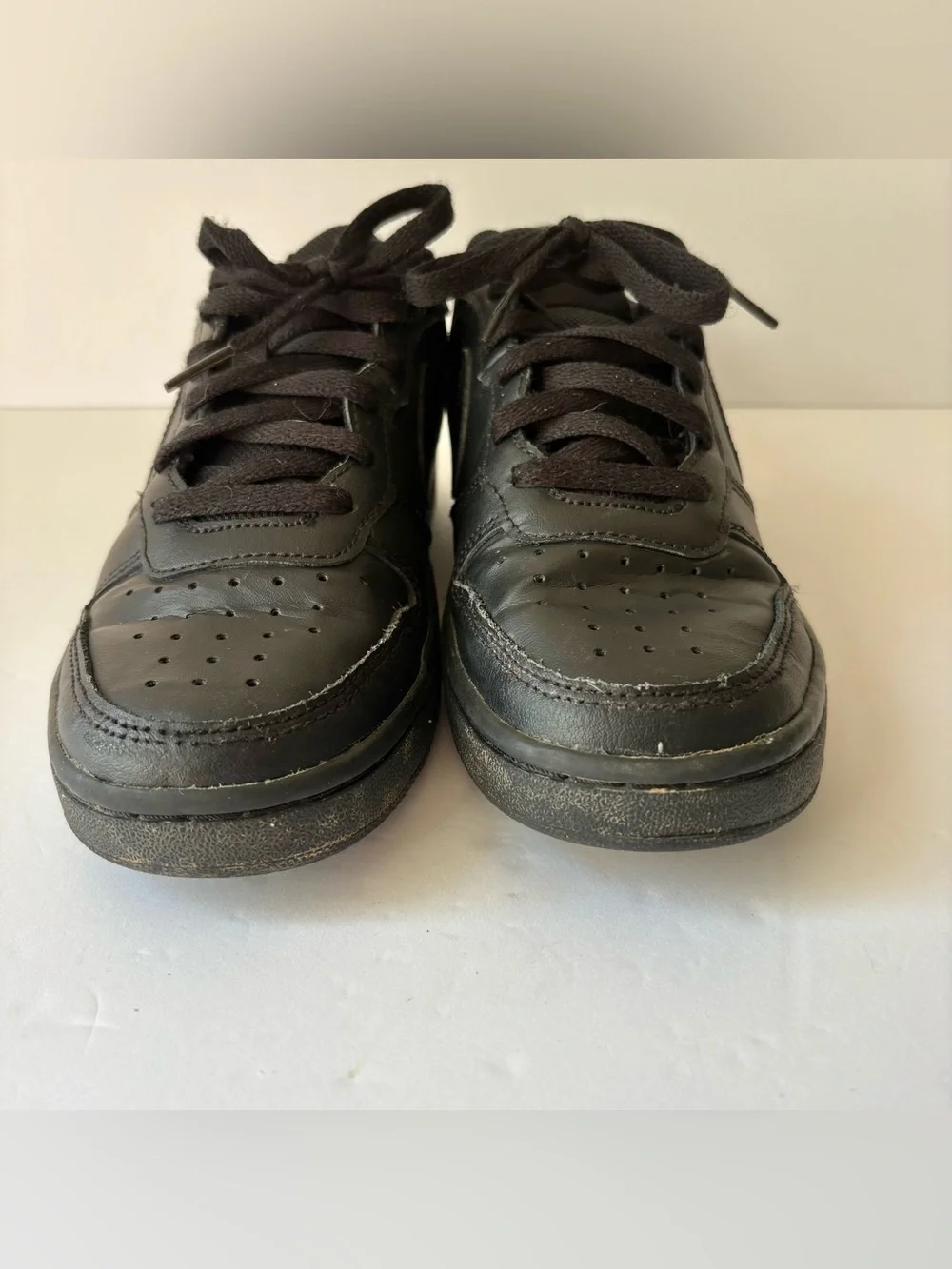 Nike Boys Black Court Borough Low 2 Athletic Sneakers